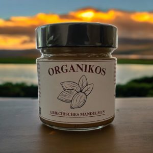 Dunkeles Mandelmus aus Griechenland